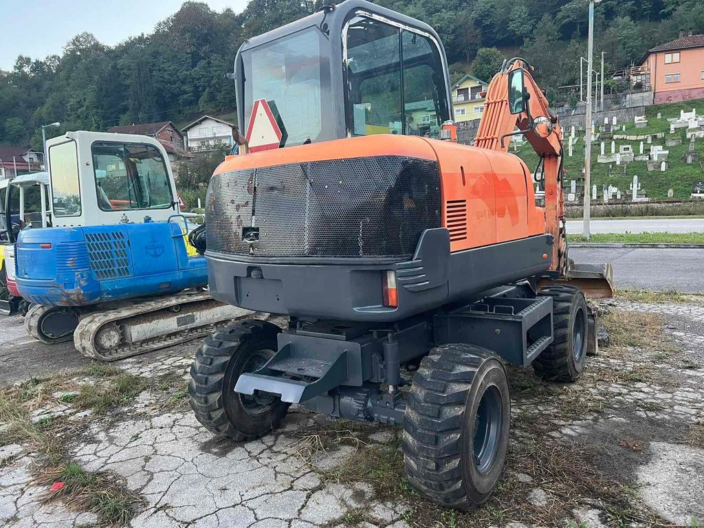 Doosan S55W-V Plus, 4800hours - Ratinis ekskavatorius: foto 4 Doosan S55W-V Plus, 4800hours - Ratinis ekskavatorius: foto 4