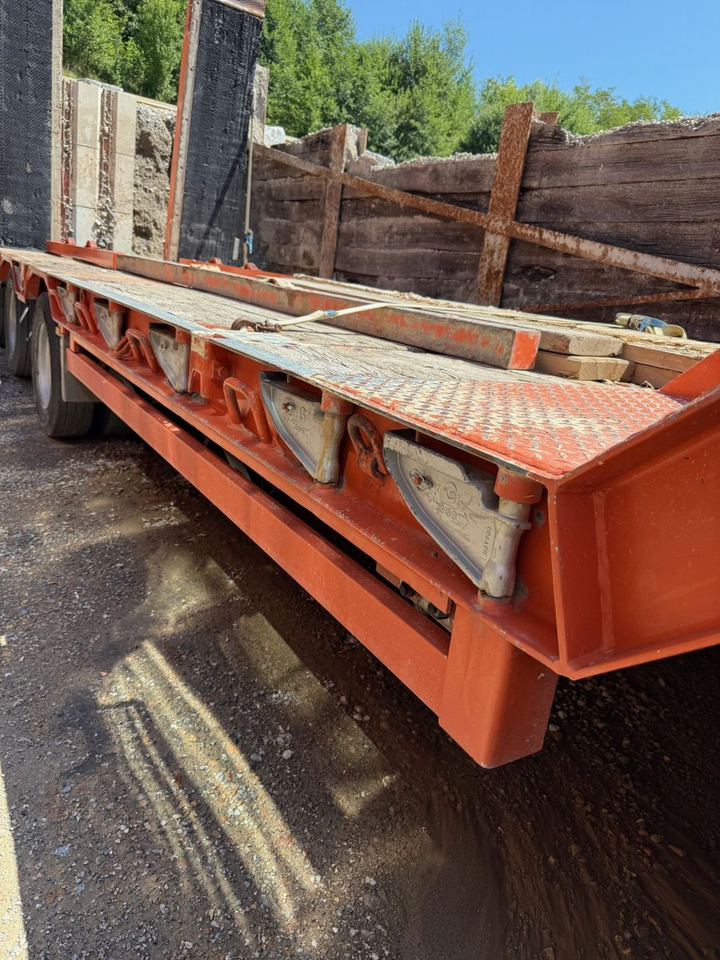 Goldhofer TZ-L 5-32/80, 44.6ton, 5 Achser gelenkt - Žemo profilio platforma priekaba: foto 4 Goldhofer TZ-L 5-32/80, 44.6ton, 5 Achser gelenkt - Žemo profilio platforma priekaba: foto 4