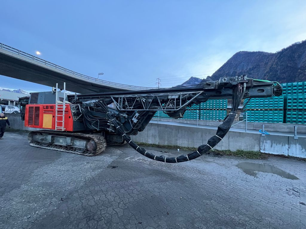 Liebherr LB16, Bohrgeraet, DRILLING RIG, SWISS, 11840h - Gręžimo mašina: foto 3 Liebherr LB16, Bohrgeraet, DRILLING RIG, SWISS, 11840h - Gręžimo mašina: foto 3