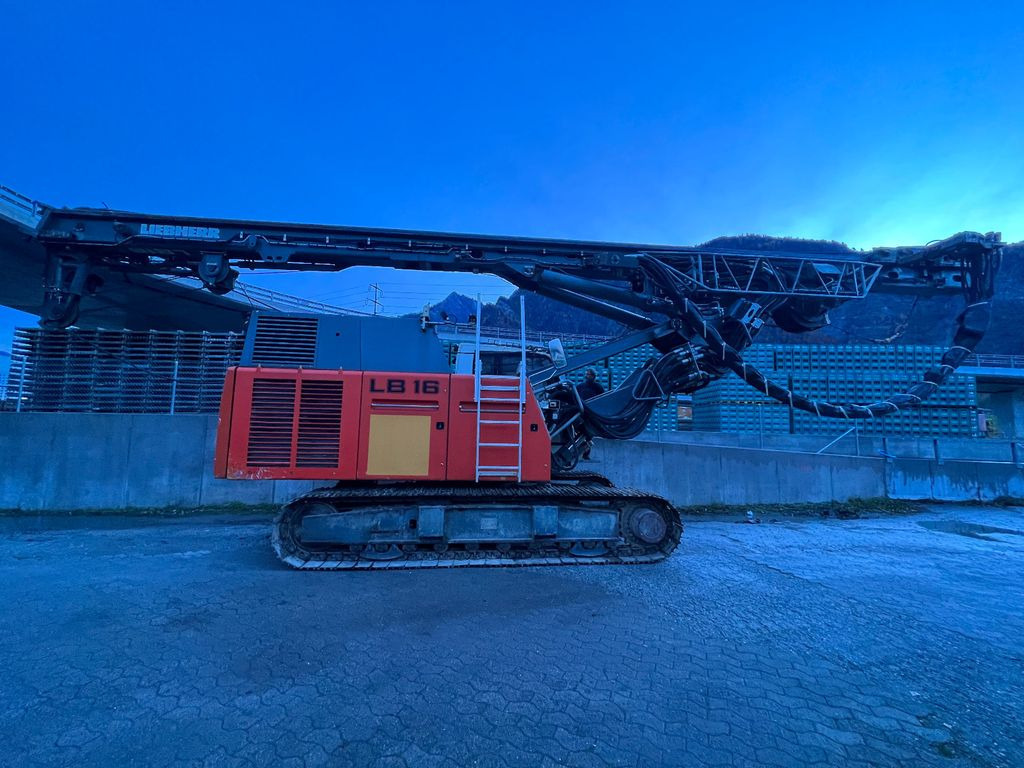 Liebherr LB16, Bohrgeraet, DRILLING RIG, SWISS, 11840h - Gręžimo mašina: foto 2 Liebherr LB16, Bohrgeraet, DRILLING RIG, SWISS, 11840h - Gręžimo mašina: foto 2