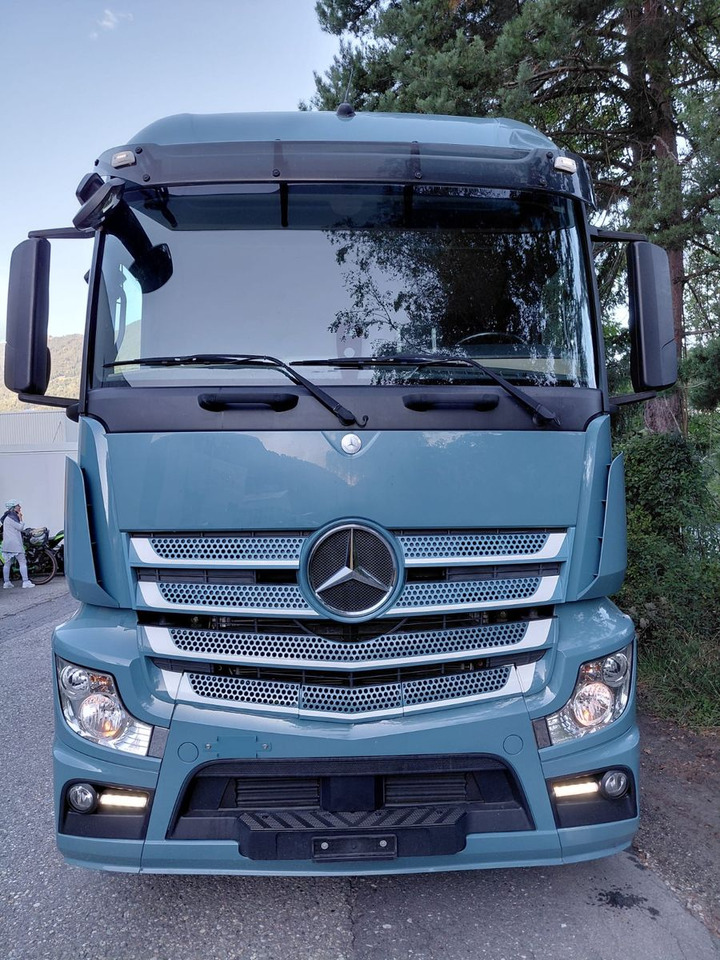 Mercedes-Benz Actros 1836 4x2, E6, Ladebordwand, Fahrschule - Tentinis sunkvežimis: foto 2 Mercedes-Benz Actros 1836 4x2, E6, Ladebordwand, Fahrschule - Tentinis sunkvežimis: foto 2