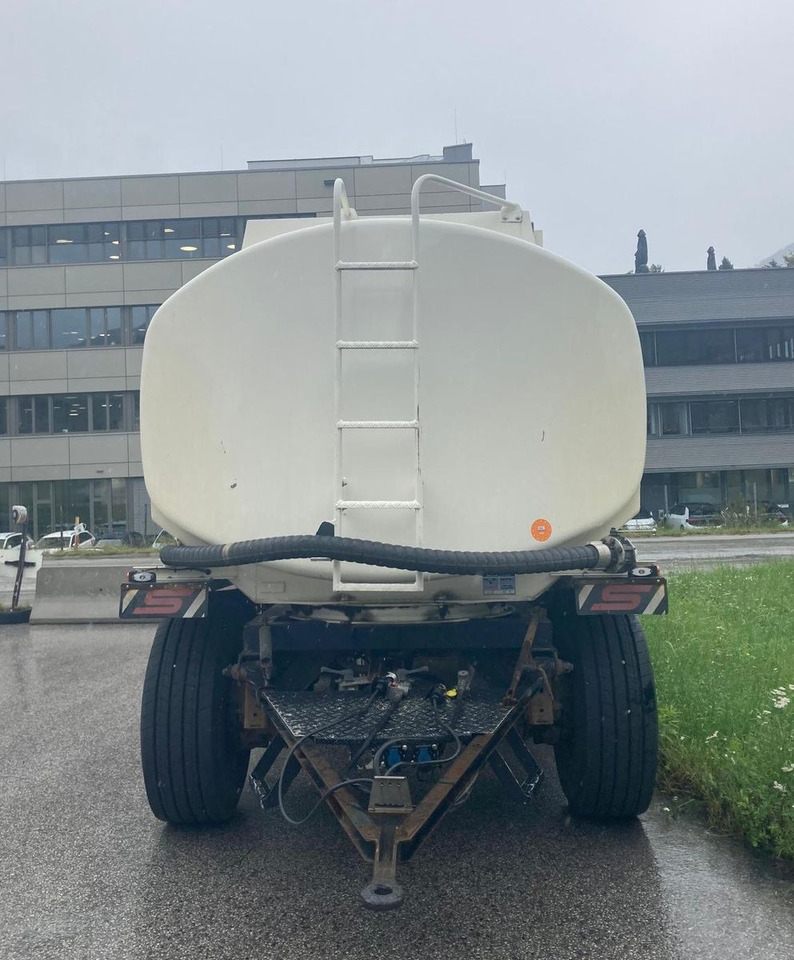 Schwarzmüller TH 3E, 3 Kammern, ADR, Benzin+Diesel, Fuel - Cisterninė priekaba: foto 4 Schwarzmüller TH 3E, 3 Kammern, ADR, Benzin+Diesel, Fuel - Cisterninė priekaba: foto 4