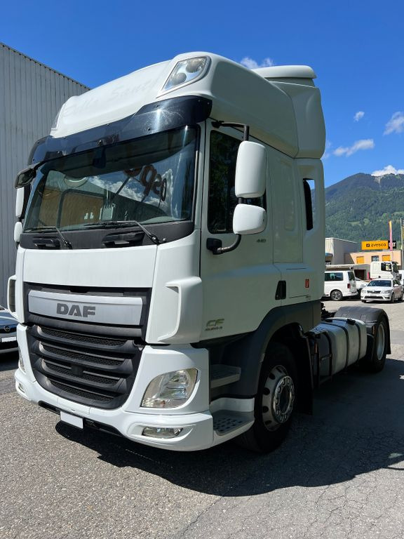 DAF CF440 FT 4x2, E6, PTO, Standklima, 10x - Vilkikas: foto 2 DAF CF440 FT 4x2, E6, PTO, Standklima, 10x - Vilkikas: foto 2