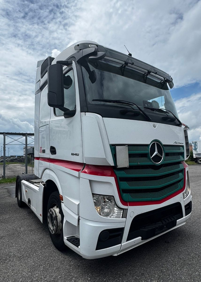 Mercedes-Benz Actros 1846 4x2, E6, Retarder, 2X - Vilkikas: foto 2 Mercedes-Benz Actros 1846 4x2, E6, Retarder, 2X - Vilkikas: foto 2