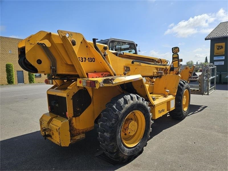 JCB 537-130 med mandskabskurv - Teleskopinis krautuvas: foto 4 JCB 537-130 med mandskabskurv - Teleskopinis krautuvas: foto 4