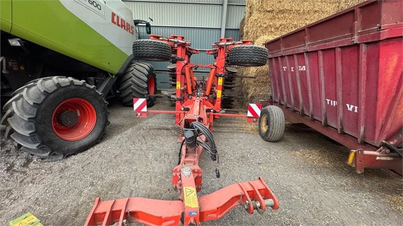 Kuhn CULTIMER L4000 Bugseret - Akėčios: foto 5 Kuhn CULTIMER L4000 Bugseret - Akėčios: foto 5