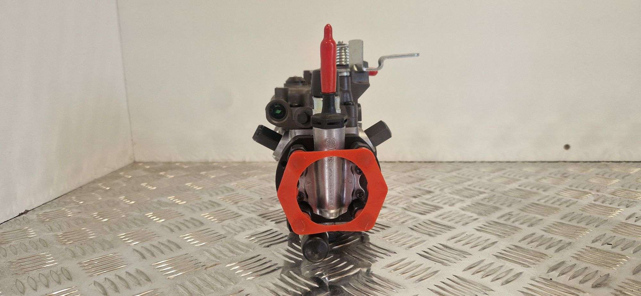 320/06927 12V injection pump 9323A252G Delphi - Variklis ir dalys - Statybinė technika: foto 2 320/06927 12V injection pump 9323A252G Delphi - Variklis ir dalys - Statybinė technika: foto 2