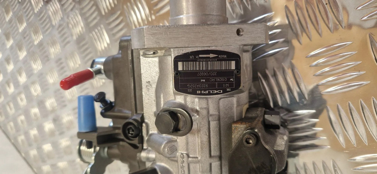 320/06927 12V injection pump 9323A252G Delphi - Variklis ir dalys - Statybinė technika: foto 4 320/06927 12V injection pump 9323A252G Delphi - Variklis ir dalys - Statybinė technika: foto 4