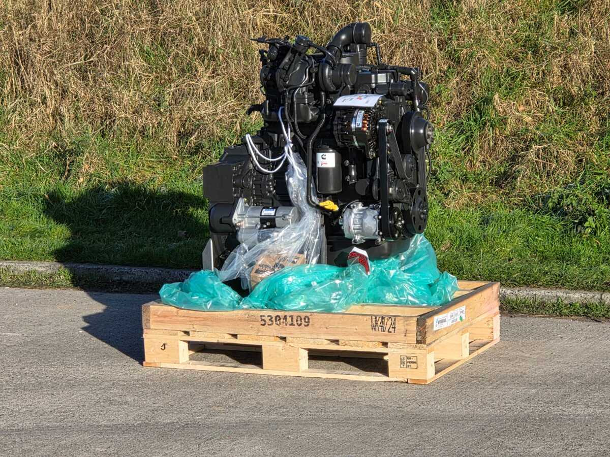 Cummins QSB4.5 engine 126kw EPA Rated - Variklis - Statybinė technika: foto 1 Cummins QSB4.5 engine 126kw EPA Rated - Variklis - Statybinė technika: foto 1