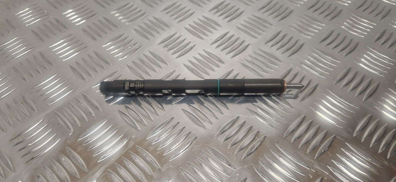 Et3 Injector Delphi R05001D JCB injector 320/06623 - Variklis ir dalys - Statybinė technika: foto 1 Et3 Injector Delphi R05001D JCB injector 320/06623 - Variklis ir dalys - Statybinė technika: foto 1