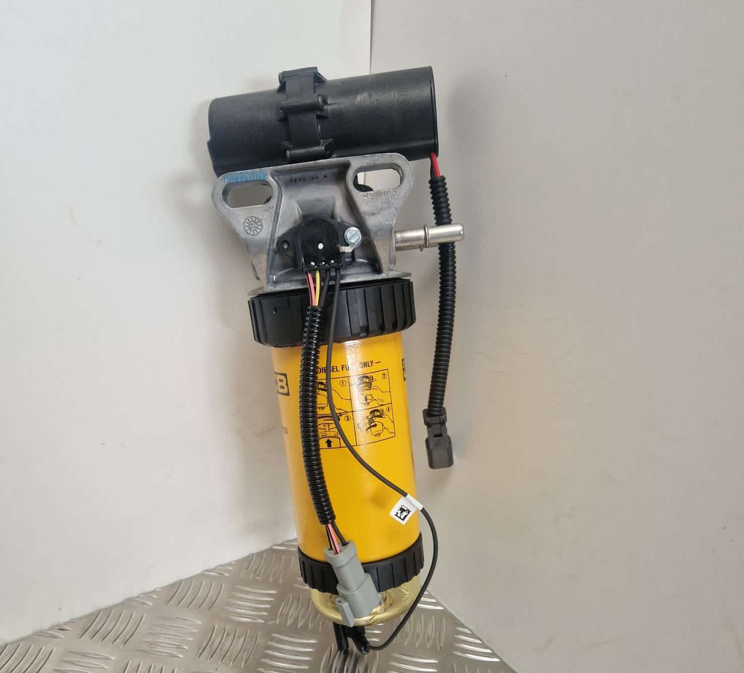 Fuel filter lift pump JCB 332/D6723 12V - Variklis ir dalys - Statybinė technika: foto 2 Fuel filter lift pump JCB 332/D6723 12V - Variklis ir dalys - Statybinė technika: foto 2