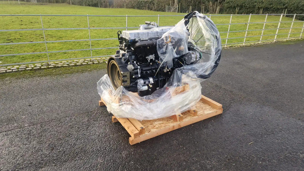 Isuzu 6HK1 178kw engine 01/145270 - Variklis - Statybinė technika: foto 3 Isuzu 6HK1 178kw engine 01/145270 - Variklis - Statybinė technika: foto 3