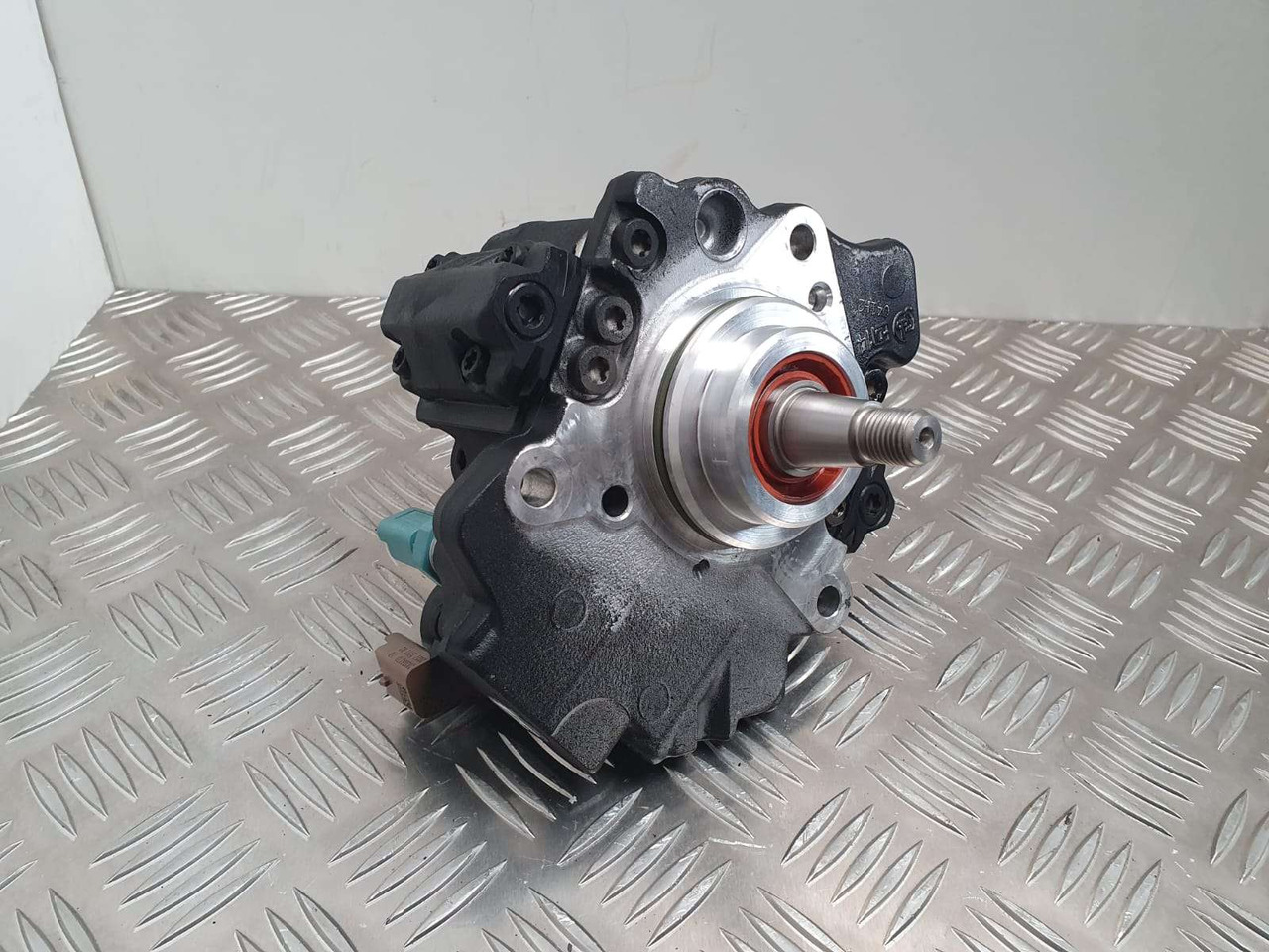 JCB Injection Pump 320/06825 Delphi 28313000 injection pump - Variklis ir dalys - Statybinė technika: foto 2 JCB Injection Pump 320/06825 Delphi 28313000 injection pump - Variklis ir dalys - Statybinė technika: foto 2