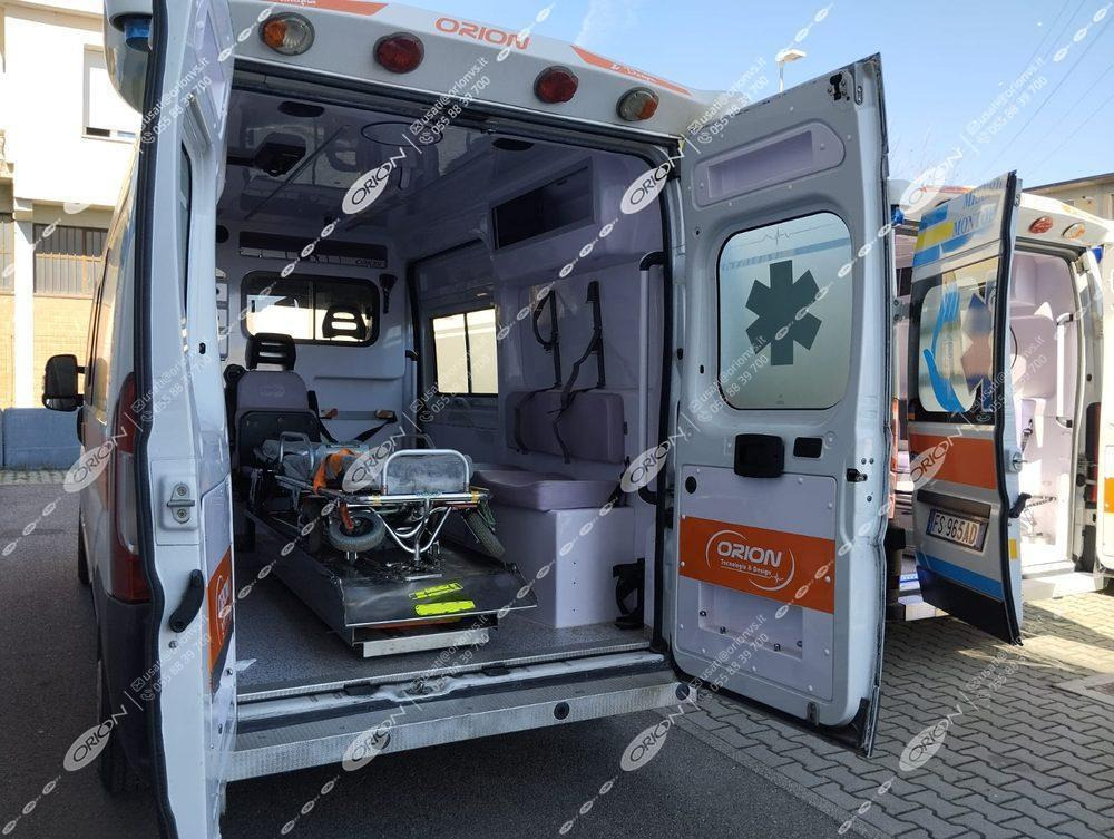 ORION FIAT 290 DUCATO - Greitosios pagalbos automobilis: foto 4 ORION FIAT 290 DUCATO - Greitosios pagalbos automobilis: foto 4