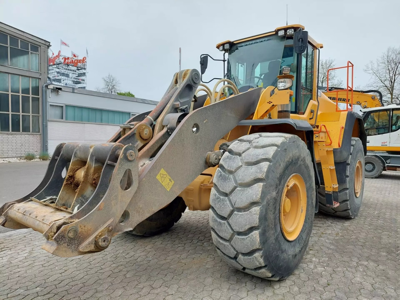 2017 Volvo L 150H - Ratinis krautuvas: foto 1 2017 Volvo L 150H - Ratinis krautuvas: foto 1