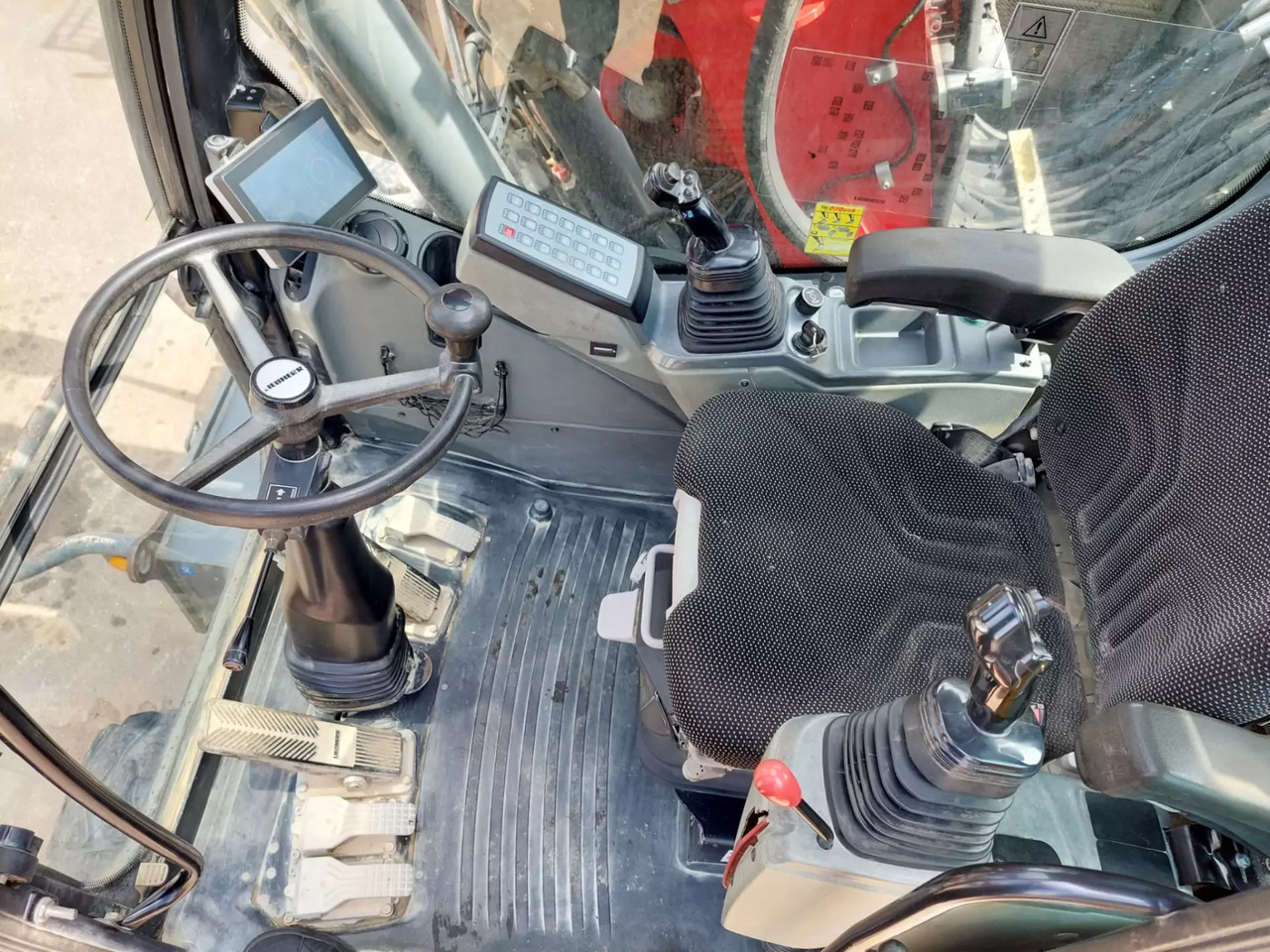 2018 Liebherr A 914 Litronic - Ratinis ekskavatorius: foto 5 2018 Liebherr A 914 Litronic - Ratinis ekskavatorius: foto 5