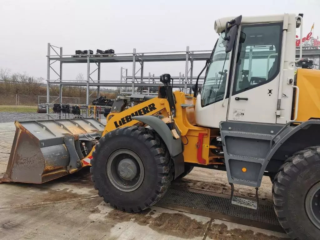 2018 Liebherr L 546 - Ratinis krautuvas: foto 1 2018 Liebherr L 546 - Ratinis krautuvas: foto 1