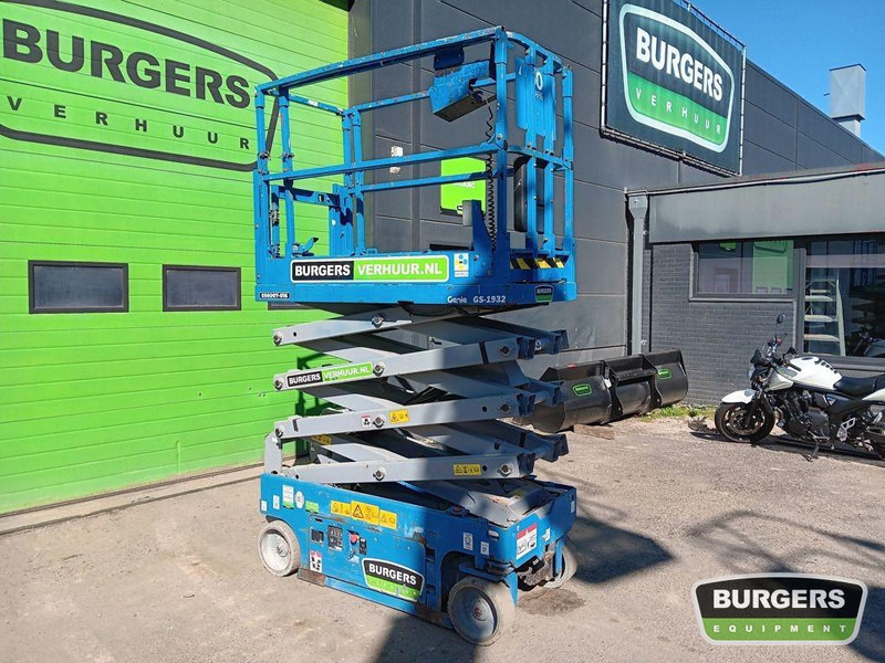 Genie GS-1932 - Žirklinis keltuvas: foto 2 Genie GS-1932 - Žirklinis keltuvas: foto 2