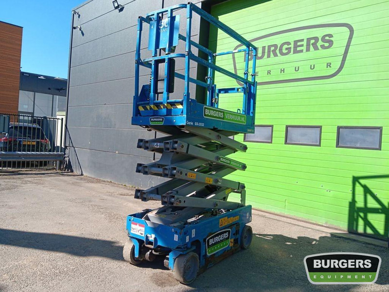 Genie GS-1932 - Žirklinis keltuvas: foto 4 Genie GS-1932 - Žirklinis keltuvas: foto 4