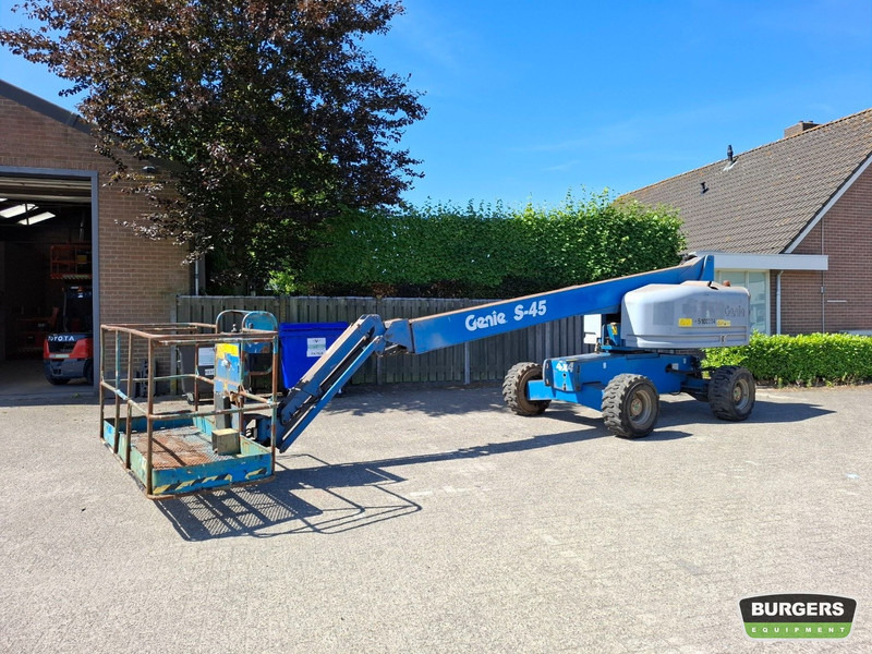 Genie S45 - Kėlimo platforma: foto 1 Genie S45 - Kėlimo platforma: foto 1