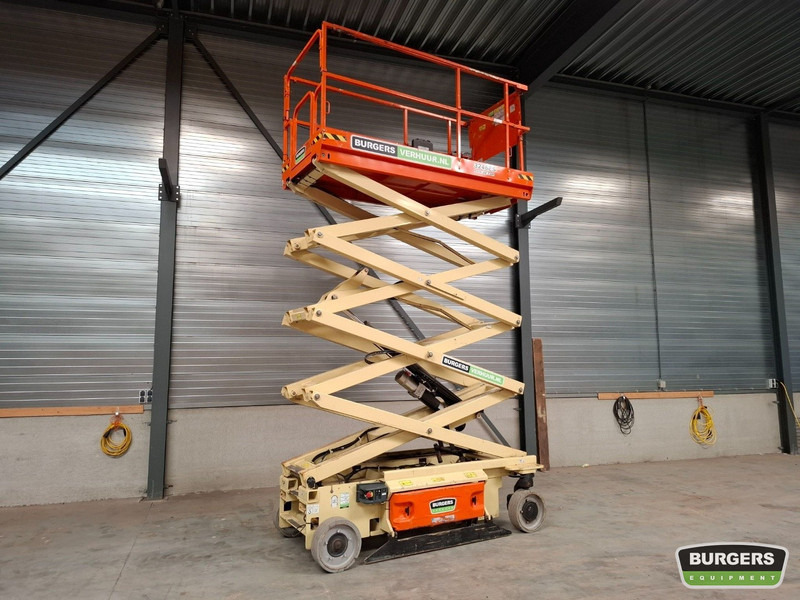 Žirklinis keltuvas JLG 3246ES: foto 11