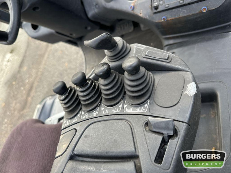 Linde E30H-01 600 - Elektrinis krautuvas: foto 2 Linde E30H-01 600 - Elektrinis krautuvas: foto 2