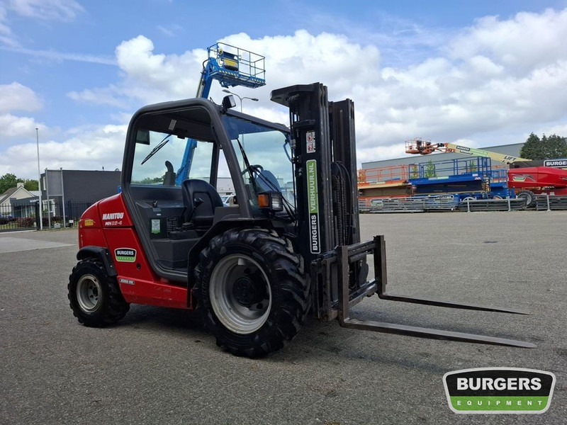 Manitou MH25-4 Buggy - Krautuvas-visureigis: foto 2 Manitou MH25-4 Buggy - Krautuvas-visureigis: foto 2
