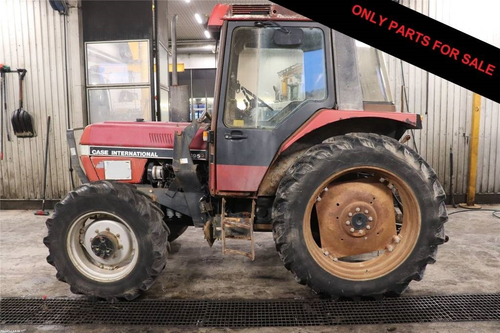 Case IH 595 XL Dismantled: only spare parts - Traktorius: foto 1 Case IH 595 XL Dismantled: only spare parts - Traktorius: foto 1