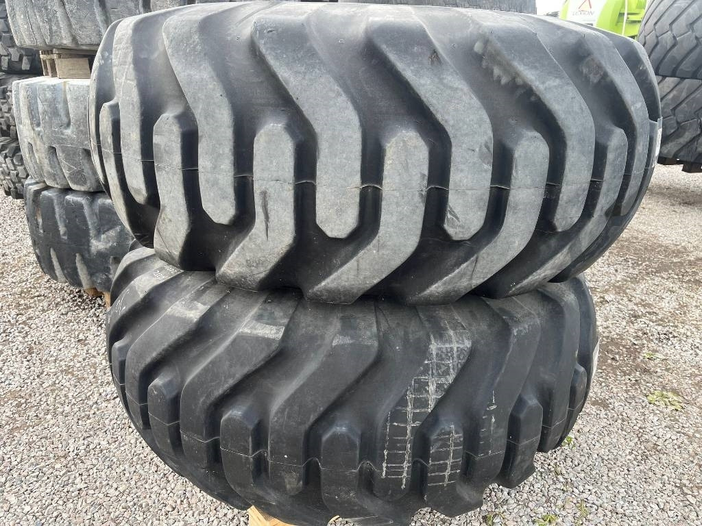 Goodyear 23,5-25 Volvo A25 C - Ratas: foto 1 Goodyear 23,5-25 Volvo A25 C - Ratas: foto 1