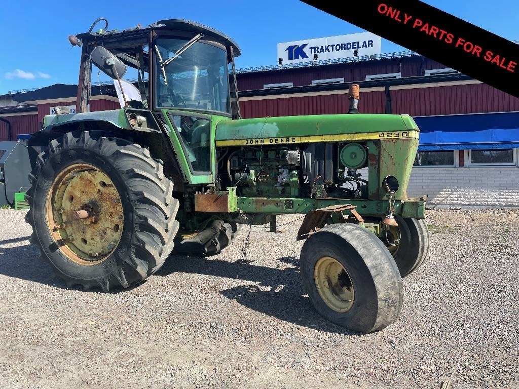 John Deere 4230 Dismantled. Only spare parts - Traktorius: foto 1 John Deere 4230 Dismantled. Only spare parts - Traktorius: foto 1