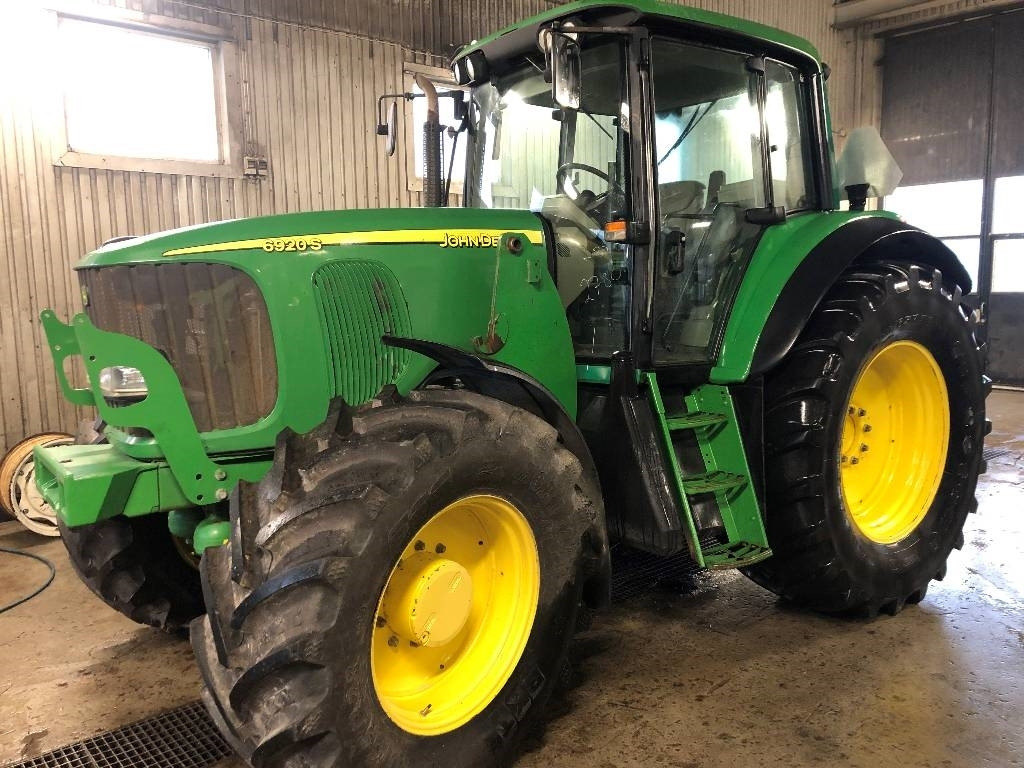 John Deere 6920 S Dismantled: only spare parts - Traktorius: foto 2 John Deere 6920 S Dismantled: only spare parts - Traktorius: foto 2