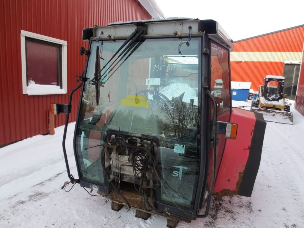 Massey Ferguson 8150 - Kabina - Traktorius: foto 1 Massey Ferguson 8150 - Kabina - Traktorius: foto 1