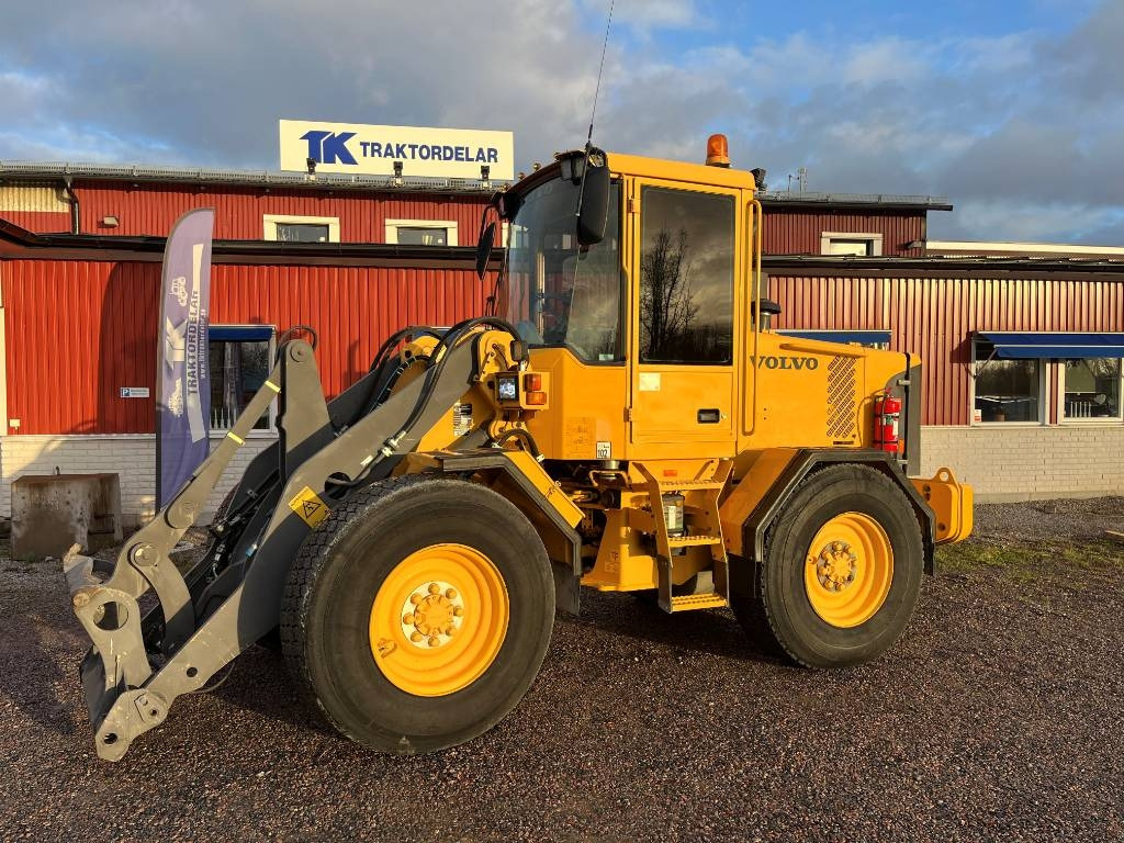Volvo L 50 E - Ratinis krautuvas: foto 1 Volvo L 50 E - Ratinis krautuvas: foto 1