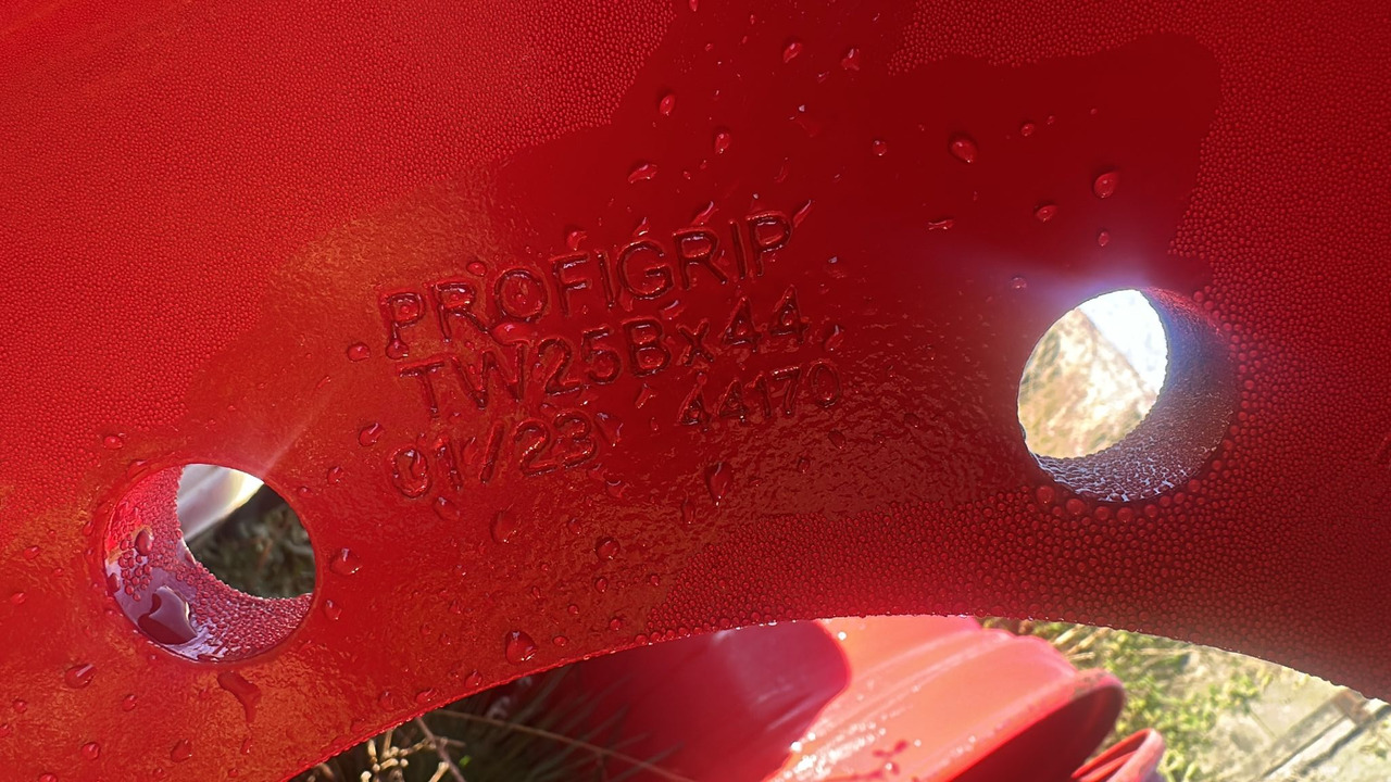 AGCO FENDT 936 GEN 7 TW25BX4 Felga Felgi Super Stan 72661026 - Ratlankis - Žemės ūkio technika: foto 4 AGCO FENDT 936 GEN 7 TW25BX4 Felga Felgi Super Stan 72661026 - Ratlankis - Žemės ūkio technika: foto 4