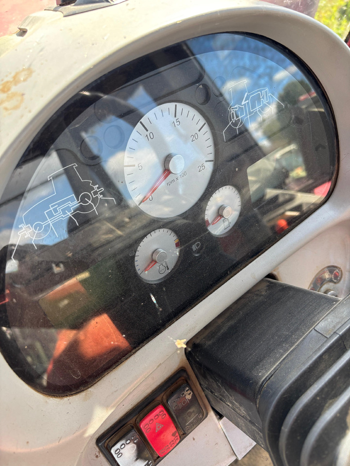 AGCO Massey Ferguson Zespół Wskaźników Wyświetlacz Licznik 3787409E97 3787409M95 3787409M97 - Prietaisų skydas - Žemės ūkio technika: foto 1 AGCO Massey Ferguson Zespół Wskaźników Wyświetlacz Licznik 3787409E97 3787409M95 3787409M97 - Prietaisų skydas - Žemės ūkio technika: foto 1