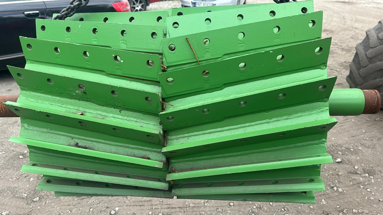 Krone Big-X Big X - bęben nożowy 40 noży - Atsarginės dalys - Pašarų kombainas: foto 1 Krone Big-X Big X - bęben nożowy 40 noży - Atsarginės dalys - Pašarų kombainas: foto 1