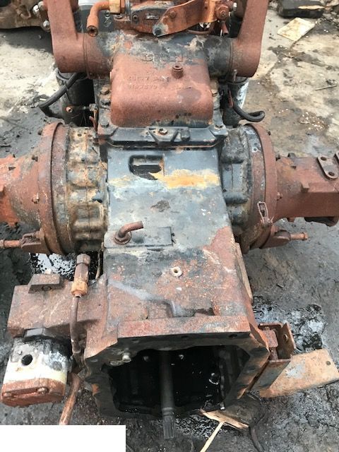 Steyr 4115 PROFI - TYLKO CZĘŚCI MECHANICZNE - Atsarginės dalys - Žemės ūkio technika: foto 4 Steyr 4115 PROFI - TYLKO CZĘŚCI MECHANICZNE - Atsarginės dalys - Žemės ūkio technika: foto 4