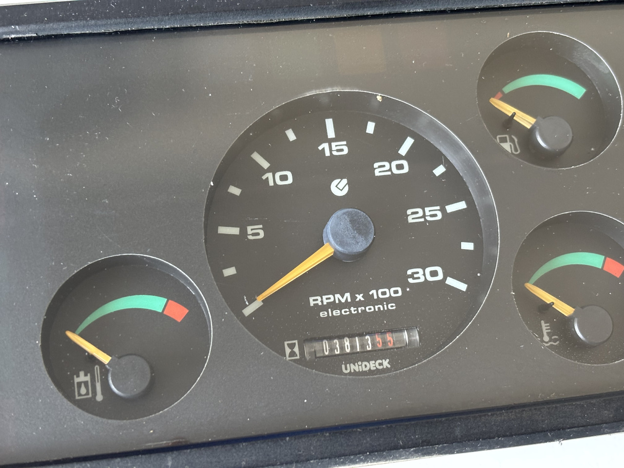 Bobcat T Licznik Speedometr UNIDECK Prędkościomierz - Prietaisų skydas - Žemės ūkio technika: foto 2 Bobcat T Licznik Speedometr UNIDECK Prędkościomierz - Prietaisų skydas - Žemės ūkio technika: foto 2