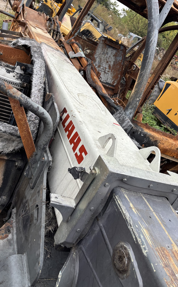 CLAAS Scorpion 7044 Siłownik Wywracania Wyrównawczy - Hidraulinis cilindras - Žemės ūkio technika: foto 1 CLAAS Scorpion 7044 Siłownik Wywracania Wyrównawczy - Hidraulinis cilindras - Žemės ūkio technika: foto 1