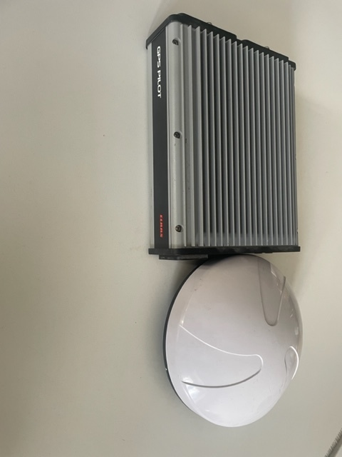 Claas GPS pilot S7/S11 , 14059330 Claas eDriveX źyroskop i antena - Navigacijos sistema: foto 3 Claas GPS pilot S7/S11 , 14059330 Claas eDriveX źyroskop i antena - Navigacijos sistema: foto 3