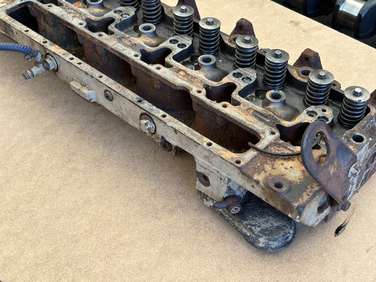 Cummins 6CT 6CT8.3 6C8.3 Głowica Cylindra j925642 3936180 - Cilindrų galvutė: foto 5 Cummins 6CT 6CT8.3 6C8.3 Głowica Cylindra j925642 3936180 - Cilindrų galvutė: foto 5