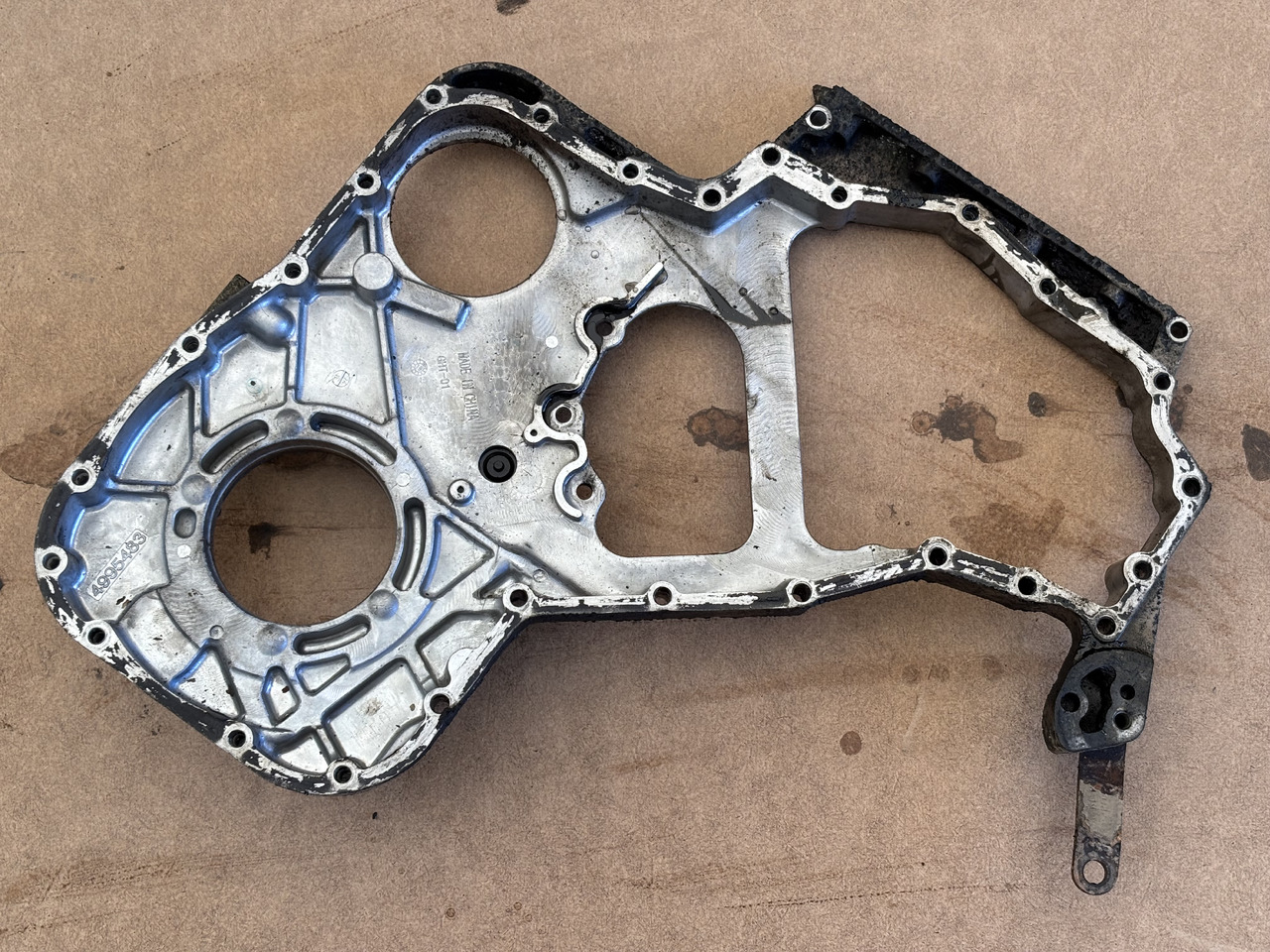 Cummins 6CT 6CT8.3 6C8.3 Obudowa koła zębatego Wałka rozrządu 4992991 4995483 - Paskirstymo velenas - Žemės ūkio technika: foto 1 Cummins 6CT 6CT8.3 6C8.3 Obudowa koła zębatego Wałka rozrządu 4992991 4995483 - Paskirstymo velenas - Žemės ūkio technika: foto 1