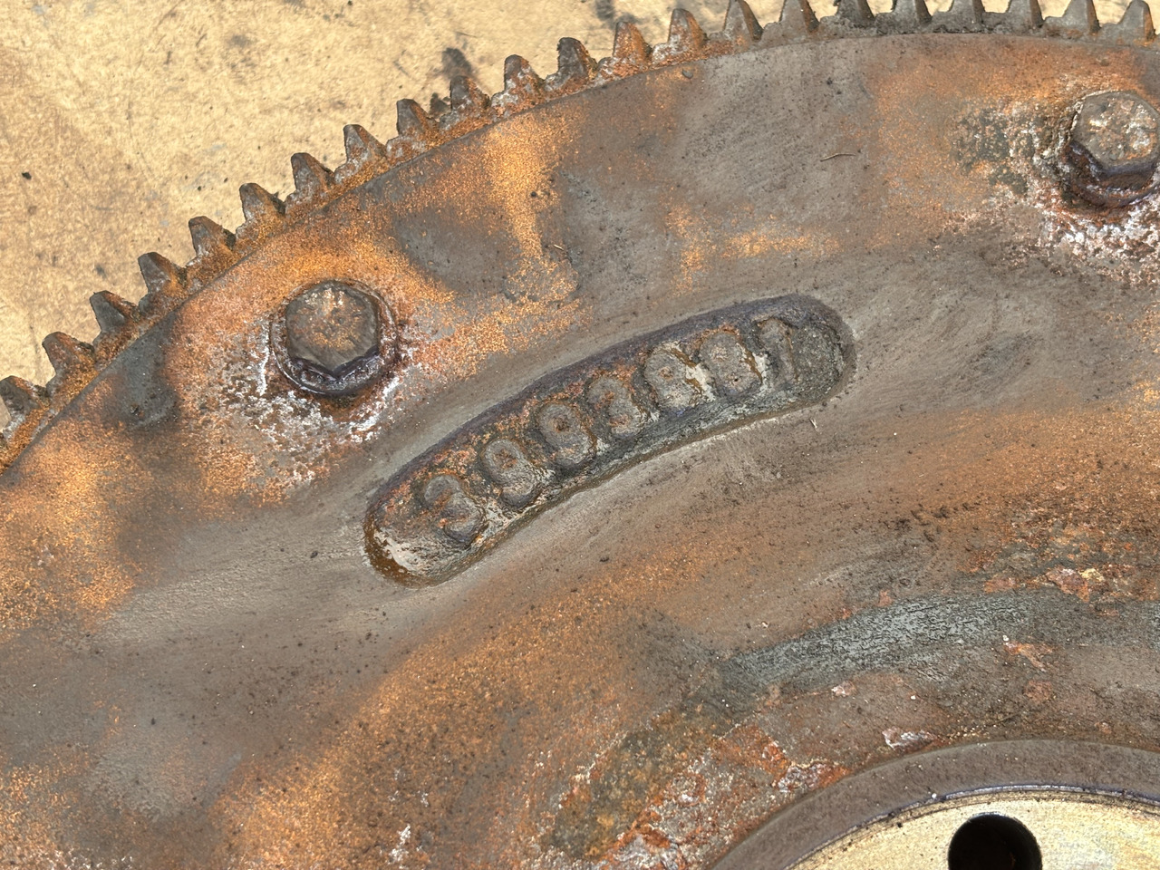 Cummins 8.3 6CT 6CTA 6CTAA Koło zamachowe 3993881 - Smagratis - Žemės ūkio technika: foto 3 Cummins 8.3 6CT 6CTA 6CTAA Koło zamachowe 3993881 - Smagratis - Žemės ūkio technika: foto 3