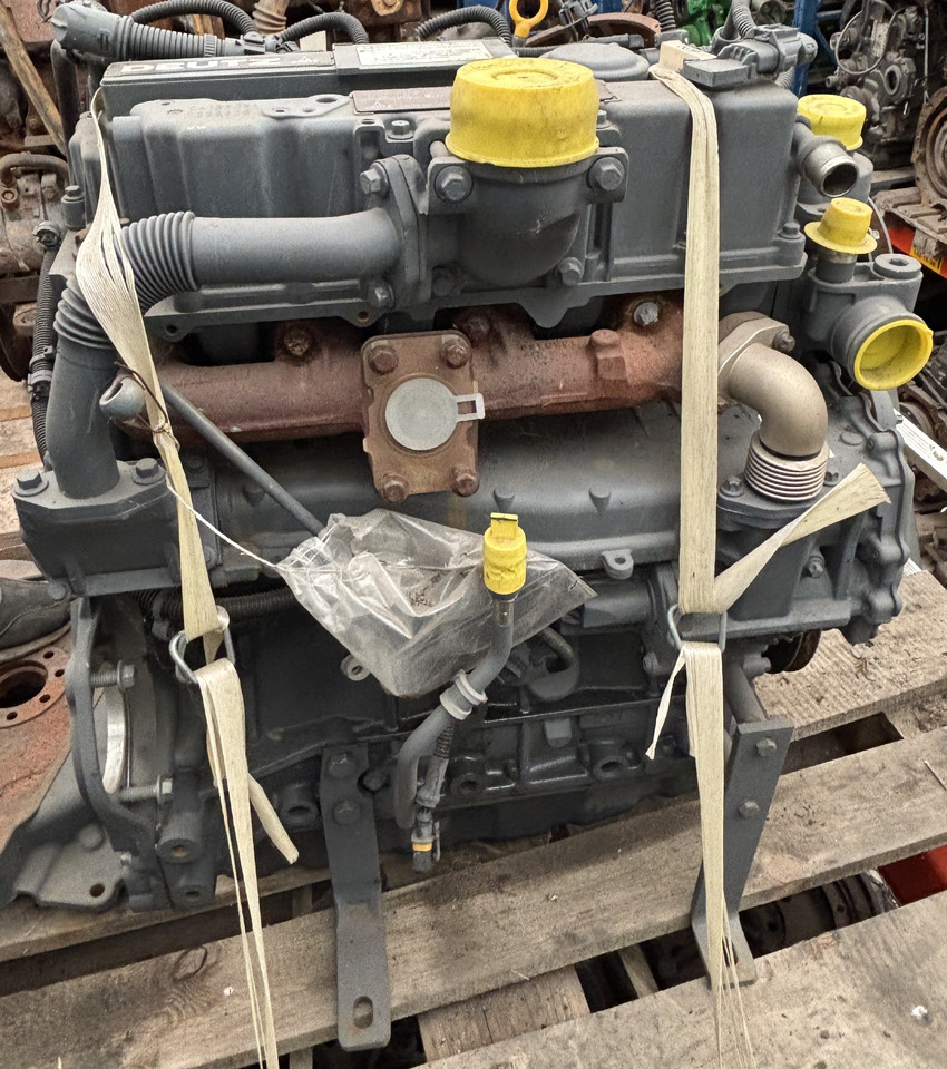 DEUTZ TD2.9L4-C4DI55C TD 2.9 L4 C4DI55C Silnik Kompletny - Variklis - Statybinė technika: foto 3 DEUTZ TD2.9L4-C4DI55C TD 2.9 L4 C4DI55C Silnik Kompletny - Variklis - Statybinė technika: foto 3