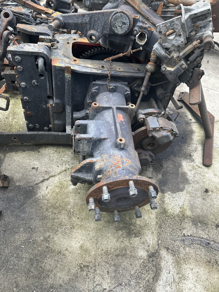 Deutz FX 4.51 tylny most części - Galinė ašis - Traktorius: foto 1 Deutz FX 4.51 tylny most części - Galinė ašis - Traktorius: foto 1