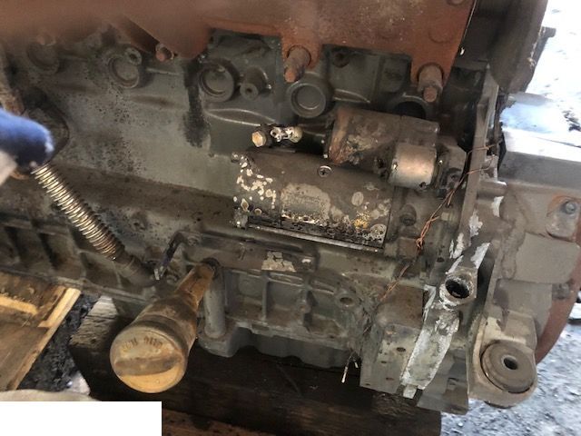 Deutz TCD6.1L6 - Blok Cylindrów - Cilindrų blokas - Žemės ūkio technika: foto 3 Deutz TCD6.1L6 - Blok Cylindrów - Cilindrų blokas - Žemės ūkio technika: foto 3