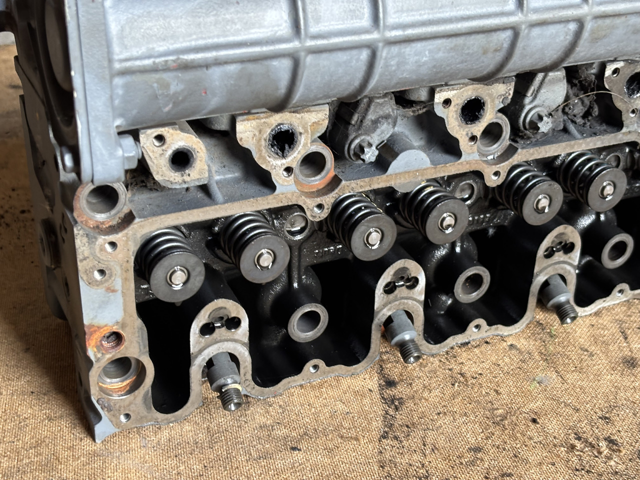 Deutz TD2011 D2011 D2011L04W Blok Silnika Kolektor Wydechowy 04270858 - Cilindrų blokas - Žemės ūkio technika: foto 4 Deutz TD2011 D2011 D2011L04W Blok Silnika Kolektor Wydechowy 04270858 - Cilindrų blokas - Žemės ūkio technika: foto 4