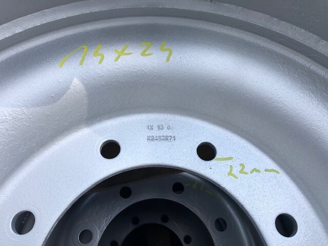 Felga 14x24 Cat TH Bobcat - Ratlankis - Statybinė technika: foto 2 Felga 14x24 Cat TH Bobcat - Ratlankis - Statybinė technika: foto 2