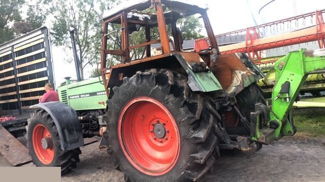 Fendt 311 - Felgi - Ratlankis - Žemės ūkio technika: foto 4 Fendt 311 - Felgi - Ratlankis - Žemės ūkio technika: foto 4