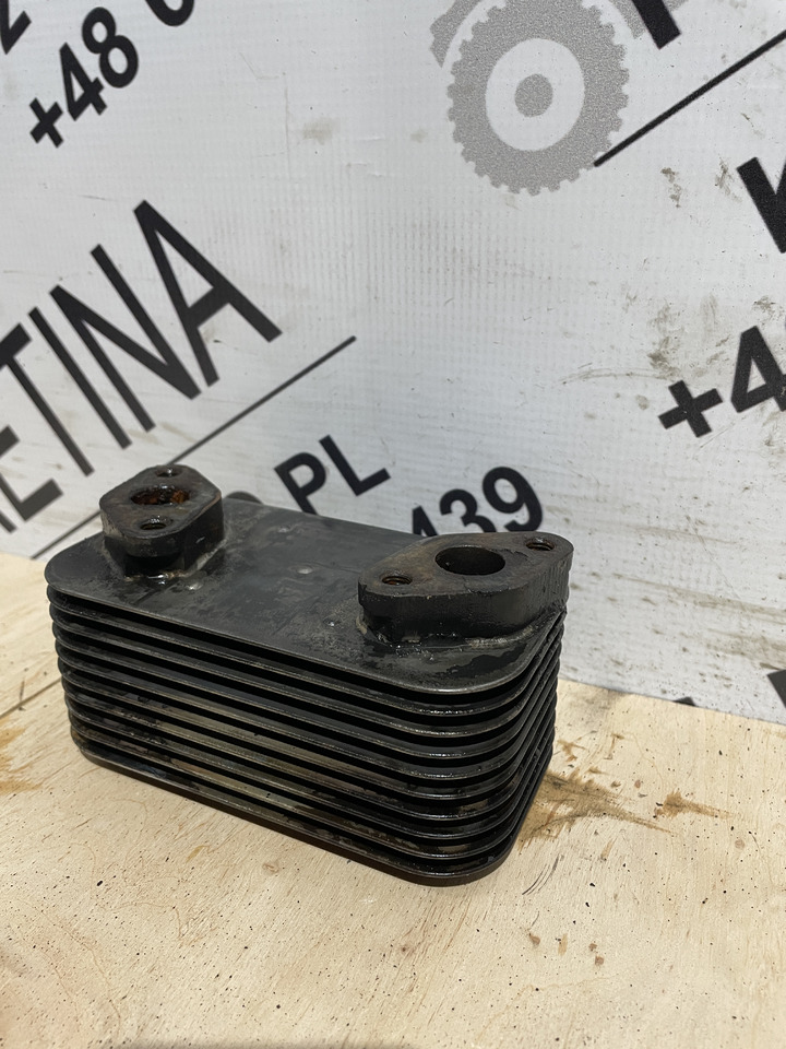 Fendt 930 MAN D0836 - chłodnica oleju F824200310270 51.05601-0084 - Alyvos aušintuvas - Statybinė technika: foto 2 Fendt 930 MAN D0836 - chłodnica oleju F824200310270 51.05601-0084 - Alyvos aušintuvas - Statybinė technika: foto 2